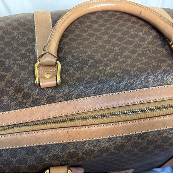 Celine macadam duffle with wear on the corners and rubbing on edges. - Picture 14 of 16